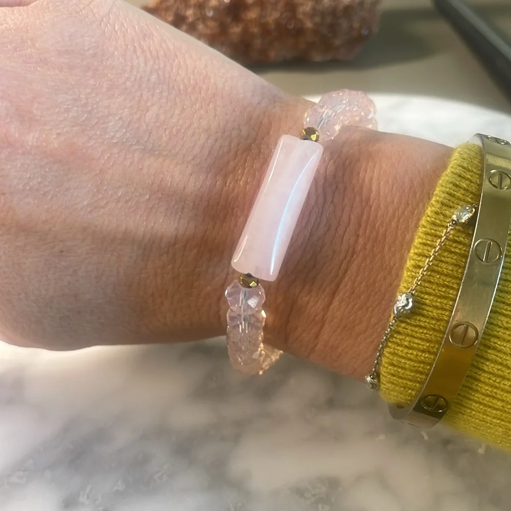 Rose quartz & pale pink Swarovski crystal bracelet